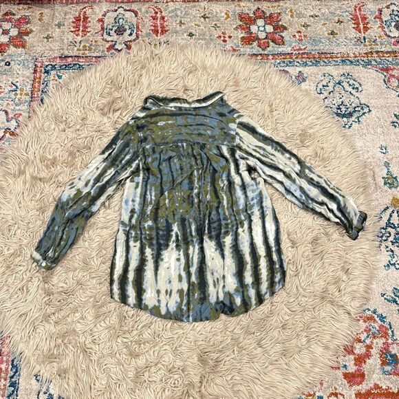 Soft surroundings tie dye button down blouse - Picture 3 of 3